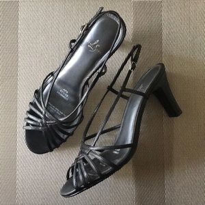 Life Stride Heels